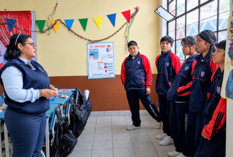 Cocachacra: escolares participan en sesiones sobre bullying