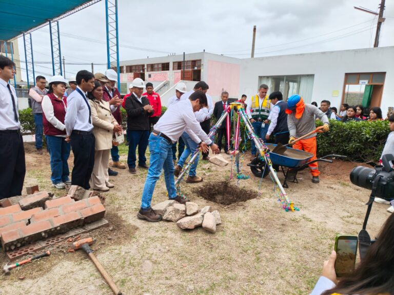 Con primera piedra: inician oficialmente obra del colegio Miguel Grau