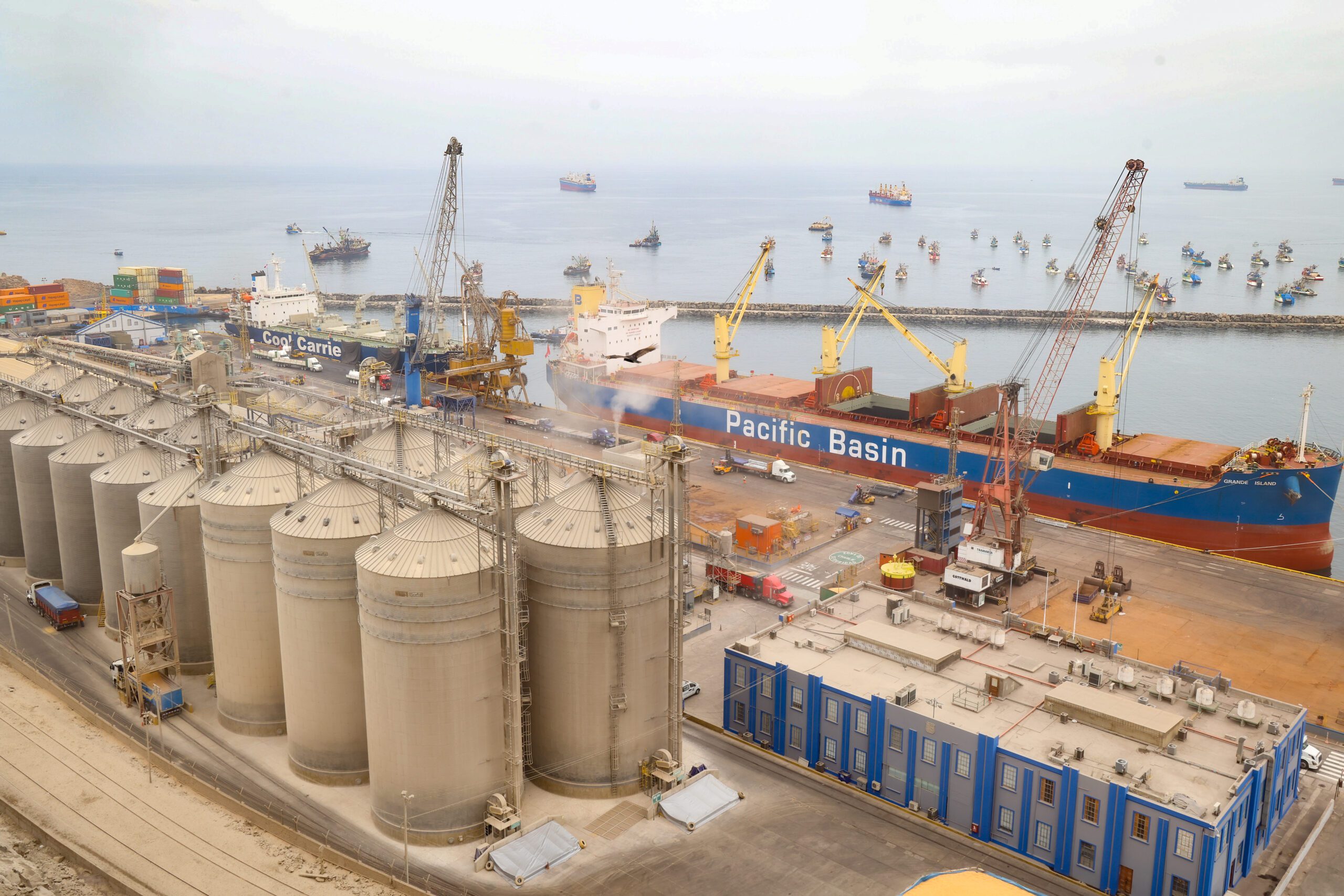 Tisur iniciará en 2027 los trabajos más importantes en el puerto de Matarani 1 Puerto Matarani Tisur scaled La Prensa Regional