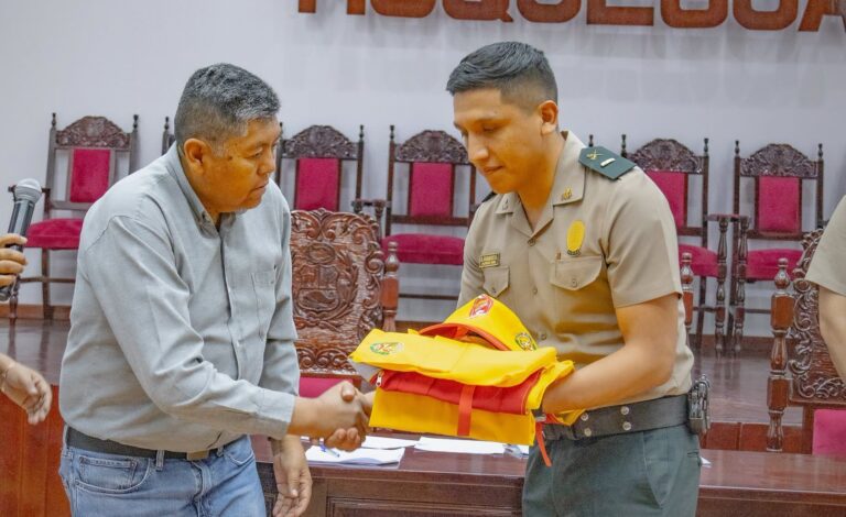 Serenazgo de Mariscal Nieto recibe implementos de seguridad por S/ 310 mil