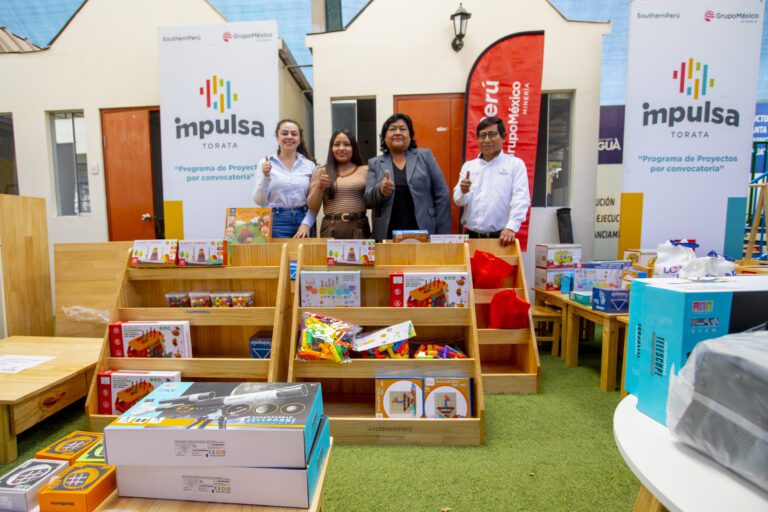 Southern Perú entrega herramientas para fortalecer la educación inicial en Torata