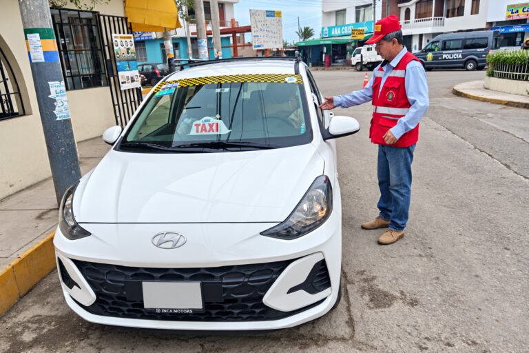 Piden al municipio de Islay explicar criterios para autorizar nuevos taxis colectivos