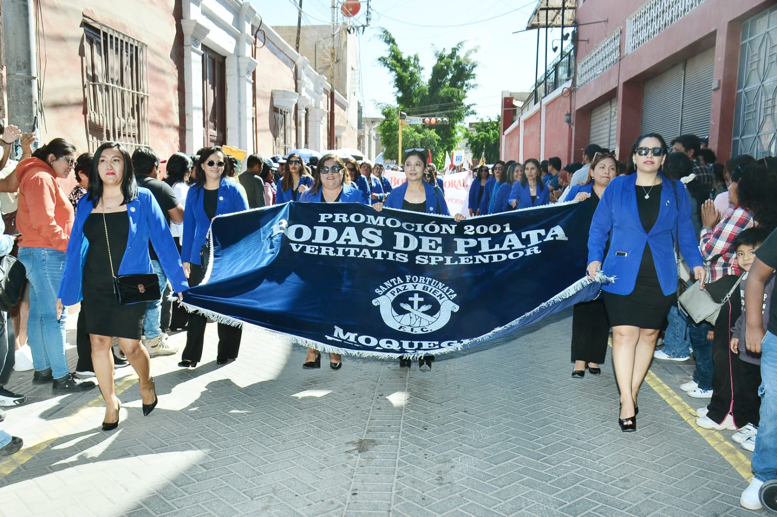 Bodas de plata de la promoción Veritatis Splendor: el latido intacto de una generación marcada por la tierra 3 Bodas de Plata de la Promocion Veritatis Splendor Santa Fortunata 1026 4 La Prensa Regional