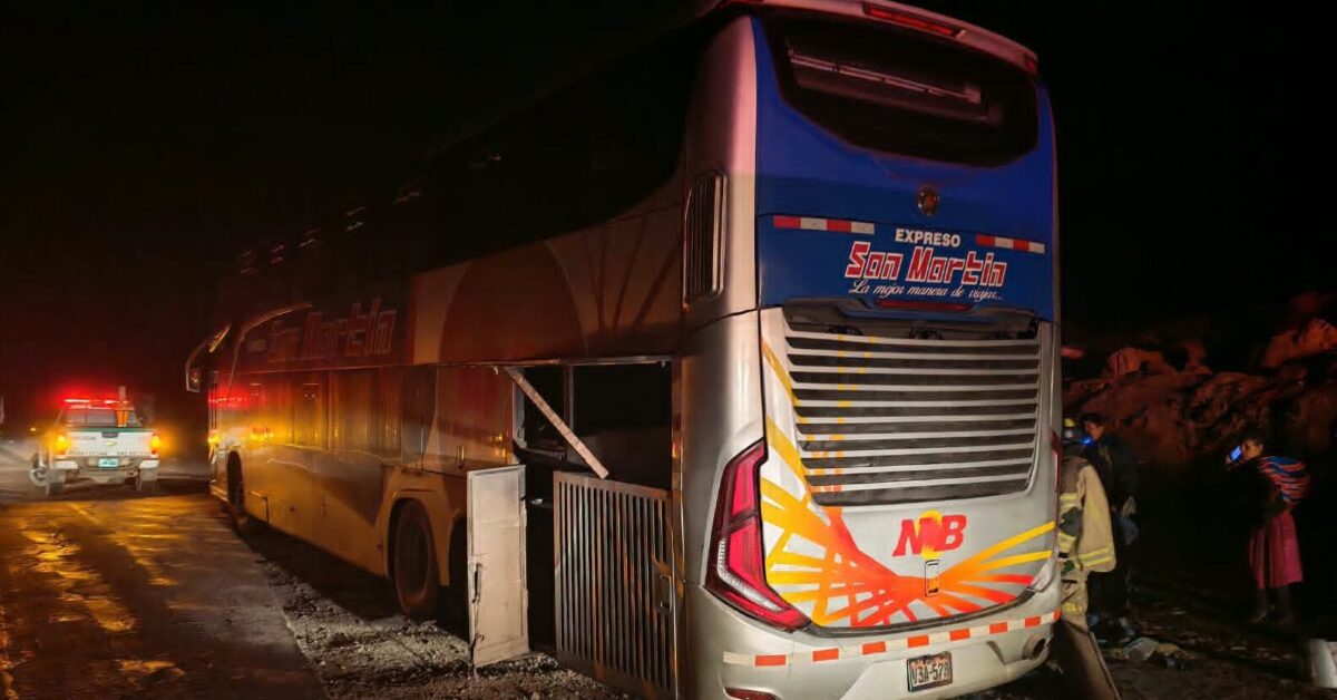 Bus de empresa San Martín Nobleza registra amago de incendio
