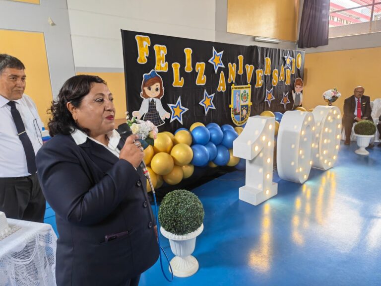 I.E. Virgen del Rosario celebra 100 años al servicio de la educación en Ilo