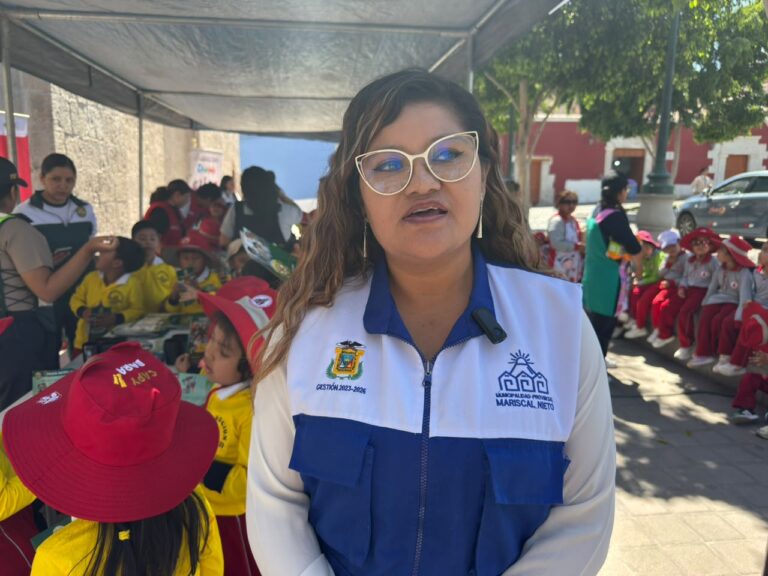 Realizan feria educativa para promover los derechos de niños y adolescentes en Moquegua