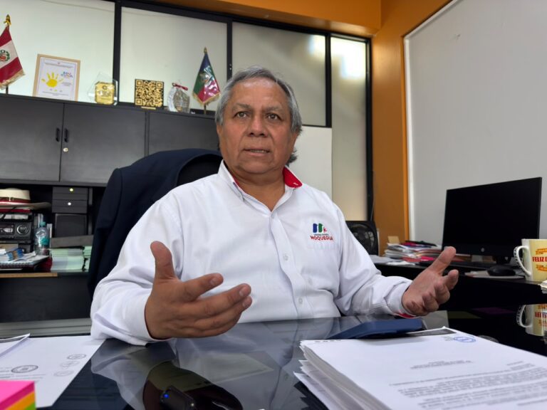 Escuela Pedagógica de Ichuña obtiene licenciamiento por seis años