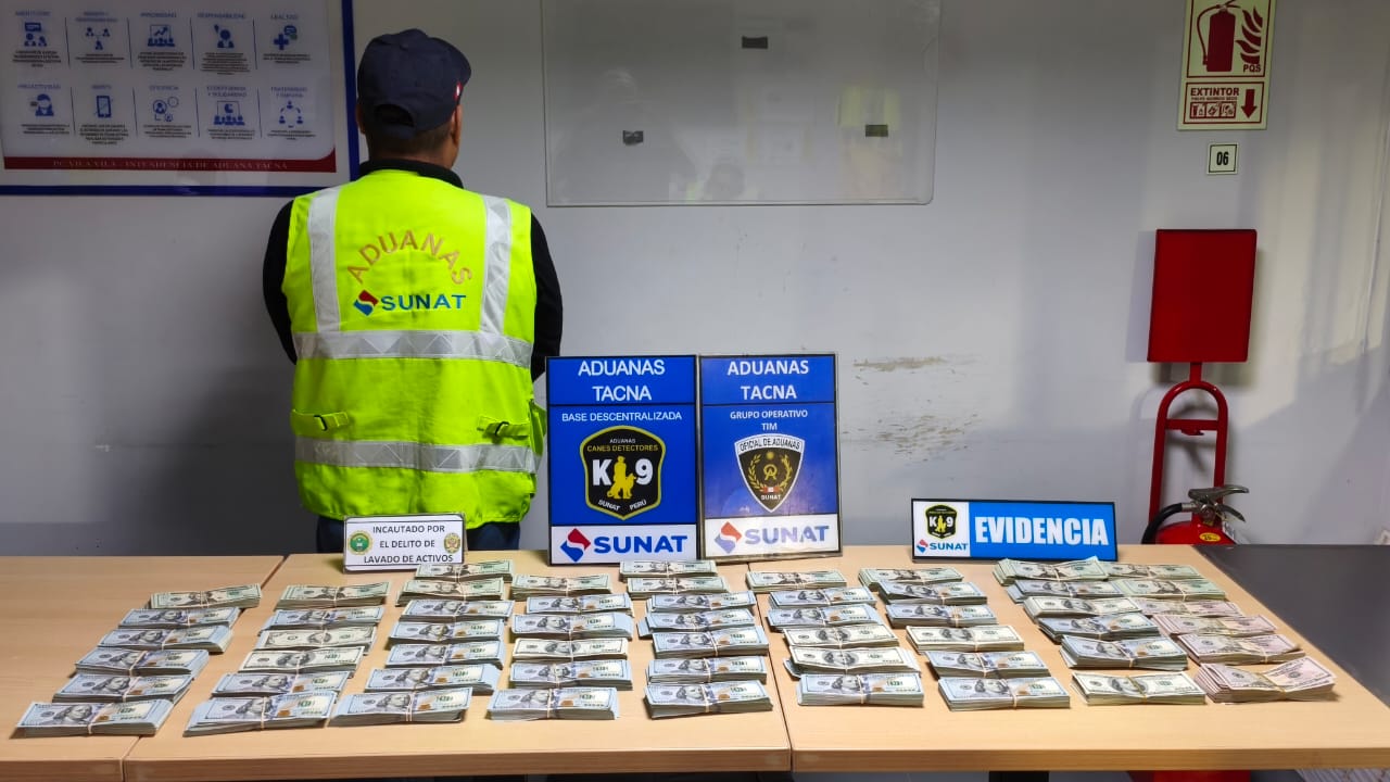 Hallan US$ 439 mil ocultos en camioneta intervenida en Vila Vila 3 Hallan US 439 mil ocultos en camioneta intervenida en Vila Vila 27102026 3 La Prensa Regional