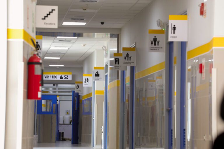 Meza Montaño niega conflicto de intereses en concursos del Hospital Moquegua
