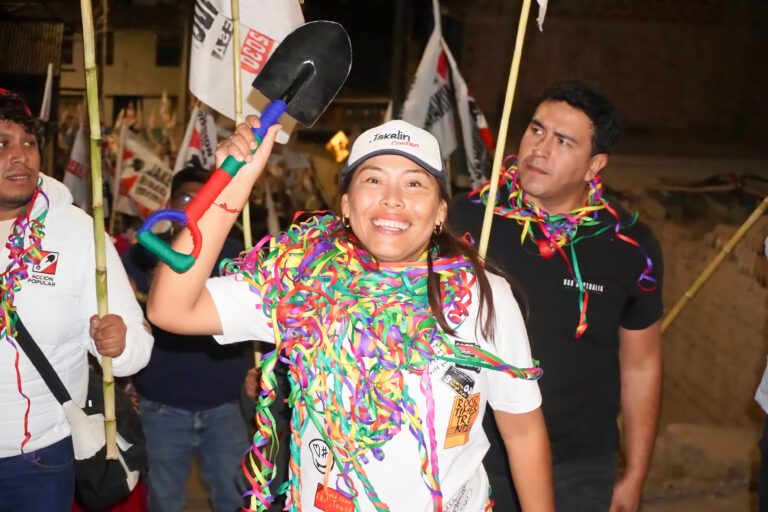 Jakelin Ninaraqui virtual alcaldesa provincial de Mariscal Nieto
