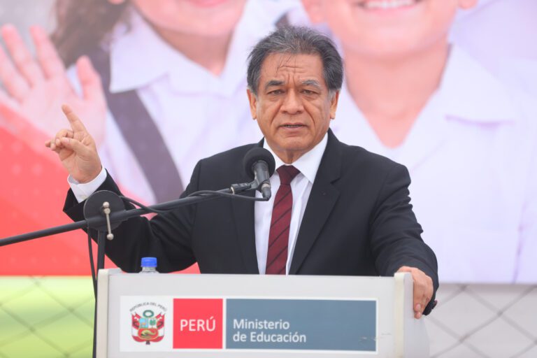 Presentan nuevos lineamientos de disciplina escolar: expulsión para faltas muy graves