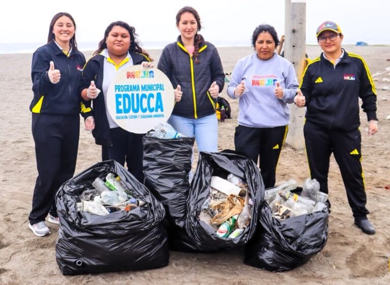 Promotoras juveniles se suman a limpieza de Sombrero Grande