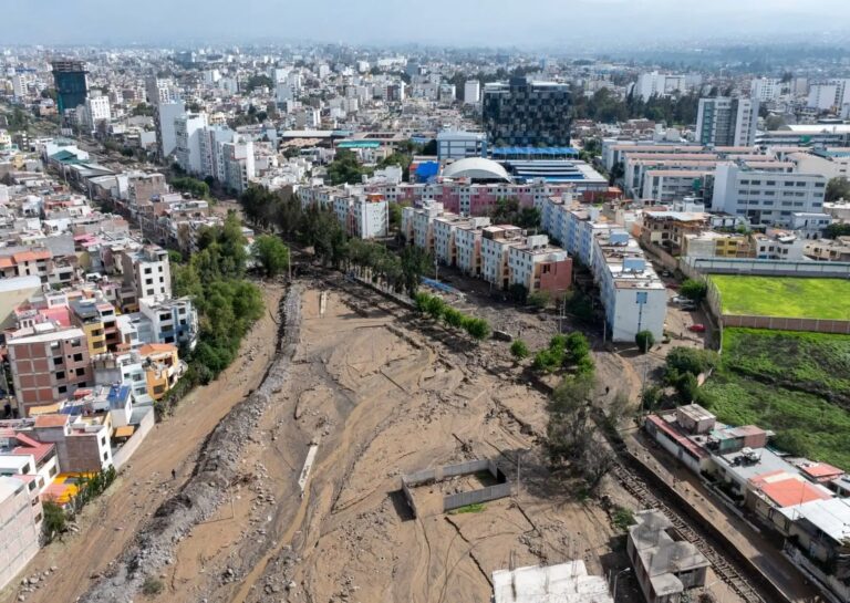 Arequipa: evalúan condiciones de la torrentera Chullo ante posibles lluvias
