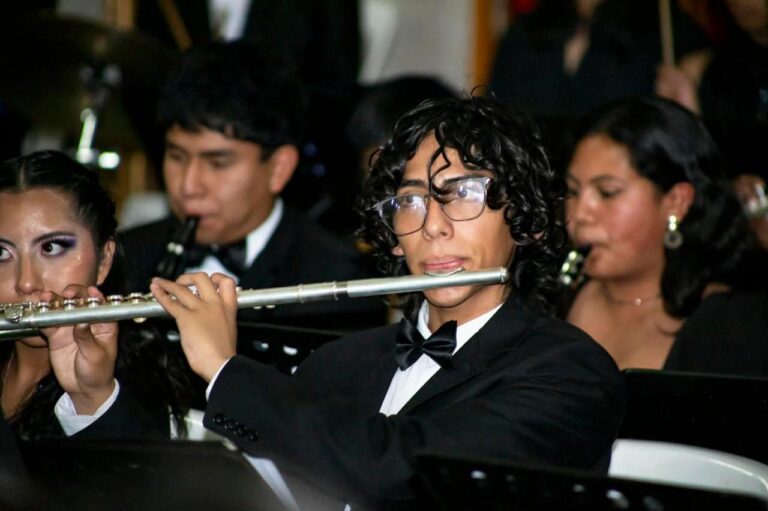Sinfonía por el Perú: cien niños y jóvenes presentan concierto sinfónico en Arequipa